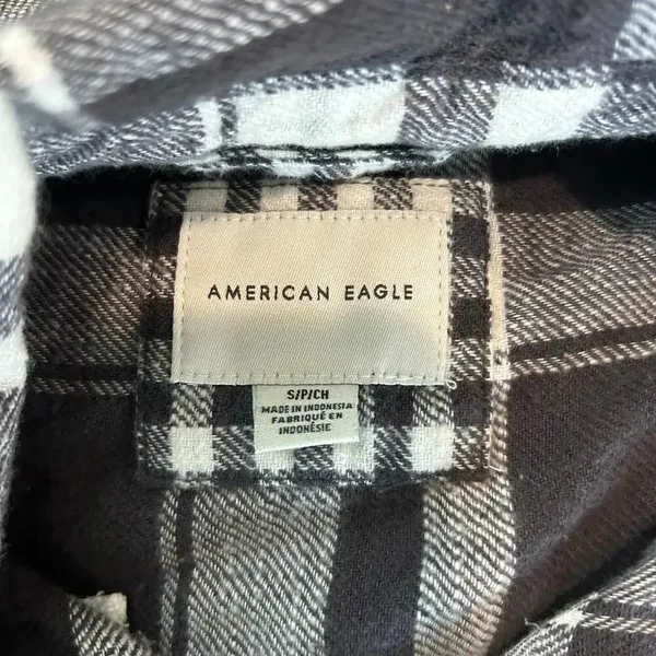 American Eagle Gray & White Plaid Flannel Button-Down Shirt Womens Size S - Image 3