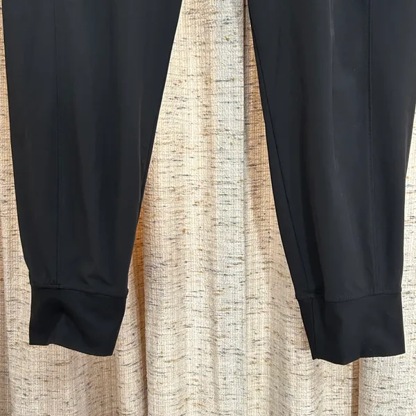 Calia by Carrie Underwood Truelight Cargo Pocket Jogger - Image 4