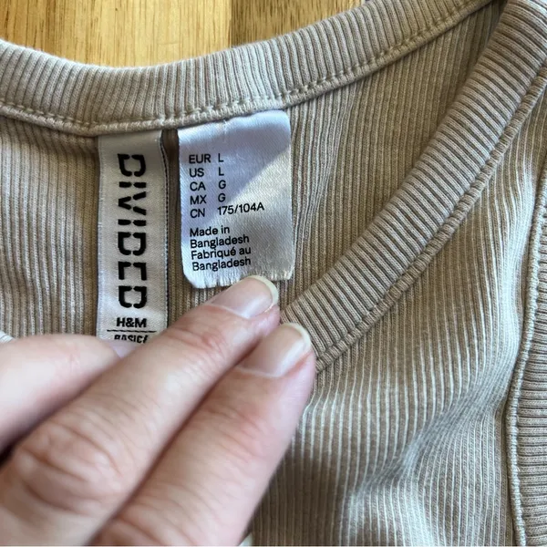 H&M Divided Ribbed Racerback Tank Top – Beige (Size L) - Image 2