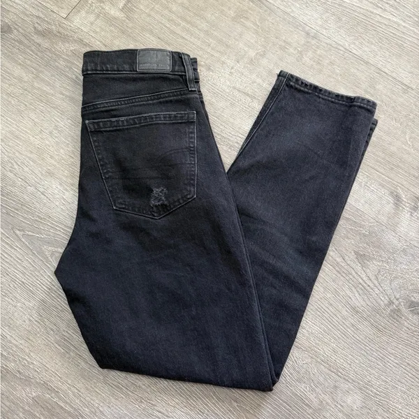 •AMERICAN EAGLE• SUPER HIGH RISE ANKLE STRAIGHT JEANS - Image 3