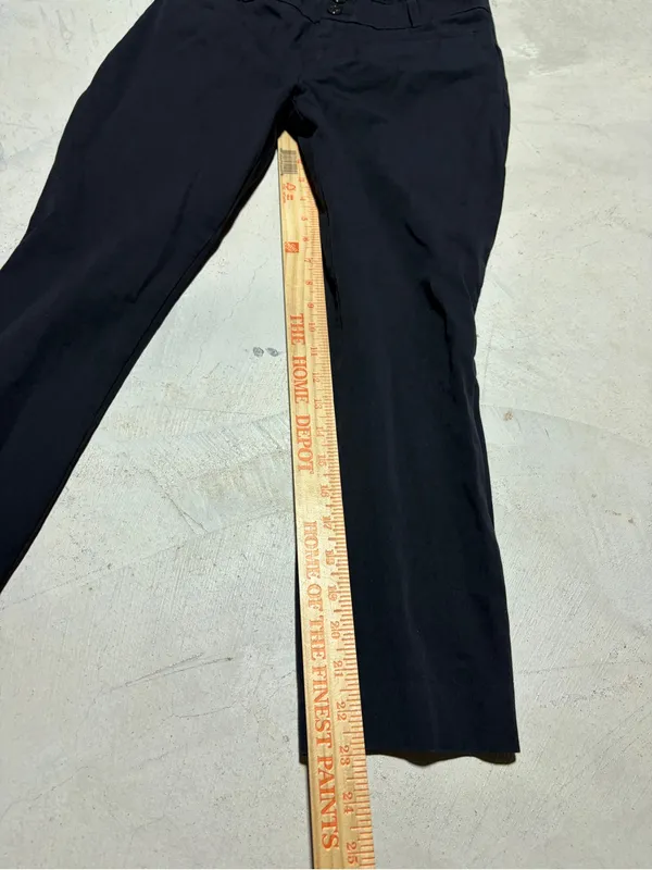 Anthropologie essential slim Women’s Black Straight-Leg pants 4P - Image 5