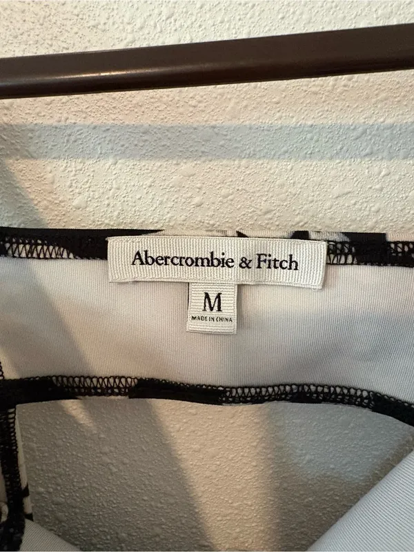 Abercrombie & Fitch Floral Sleeveless Mini Dress - Image 4