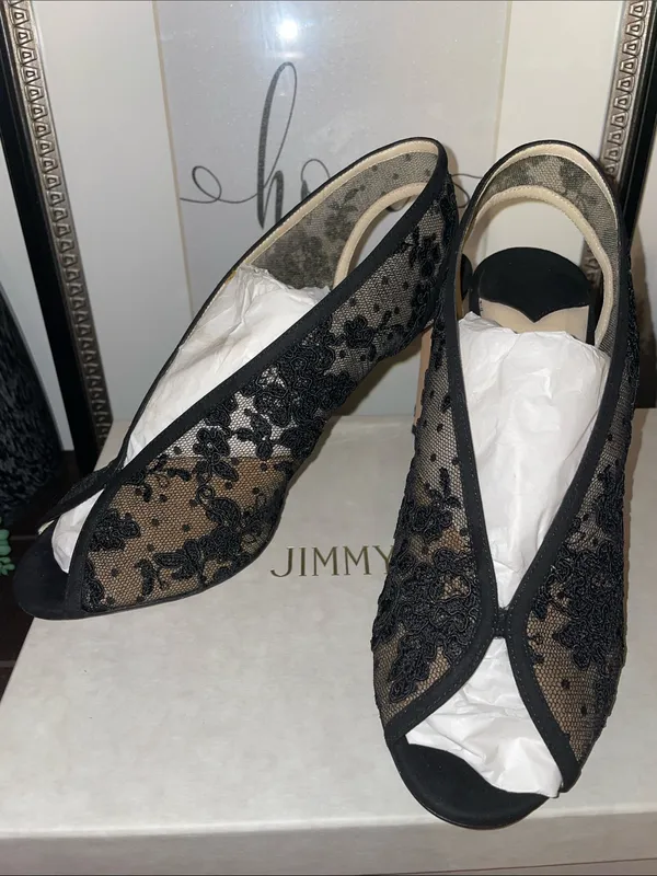 Jimmy Choo Shar 85 Black Floral Lace Peep-Toe Heels Size US 9 / EU 39 MSRP $1200 - Image 4