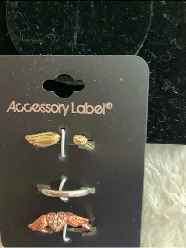 Accessory Label Mixed Metal Ring Set — Gold, Rose Gold, Silver - Image 2