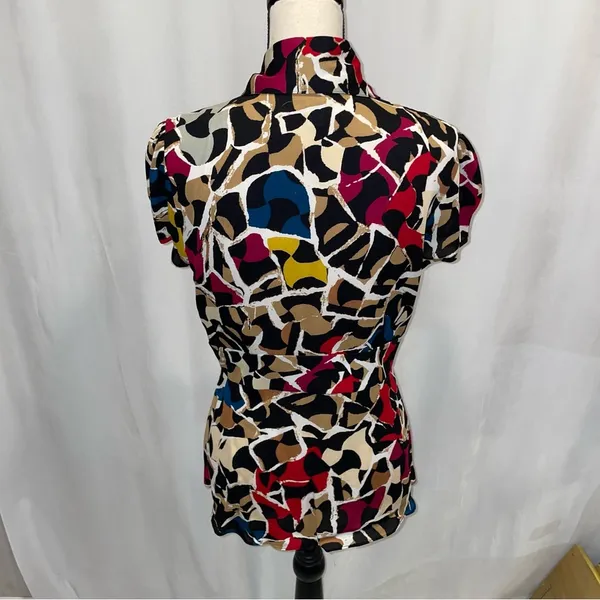 Y2K babydoll cap sleeve silk geometric blouse button front banded waist DVF - Image 2
