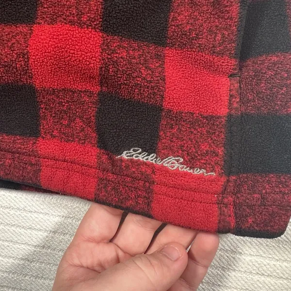 Eddie Bauer Women’s Medium Red Black Buffalo Plaid Fleece Pullover Snap Neck - Image 9