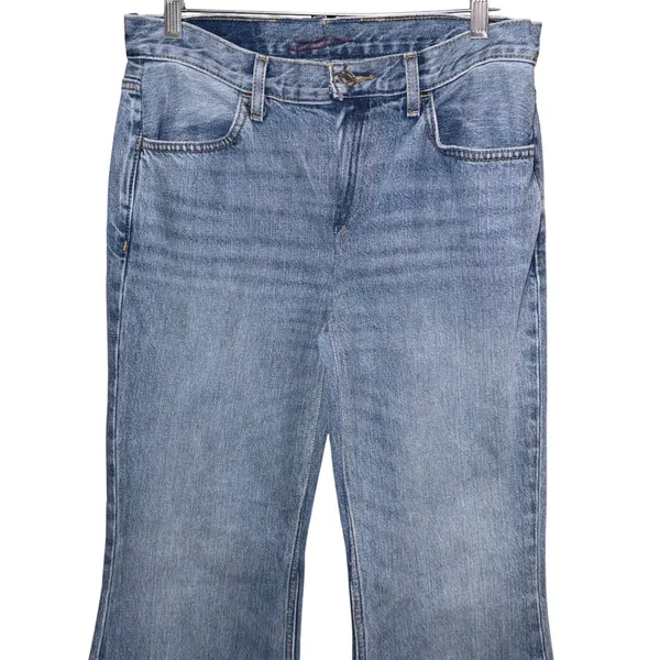Re/Done Low Rise Bell Bottom Flare Jeans Lake Blue Size 10/30‎ - Image 3
