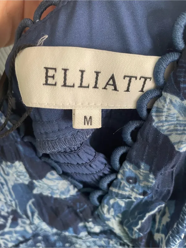 Elliatt Andros Dress Navy Floral Lace Trim Mini Dress cottagecore Medium New - Image 2