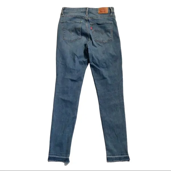 Levi’s 721 High Rise Distressed Skinny Jean Size 28x30 - Image 5