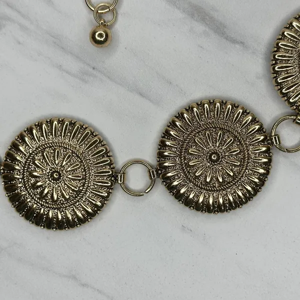 Flower Concho Sunburst Gold Chain Belt OS ✨ - Image 5
