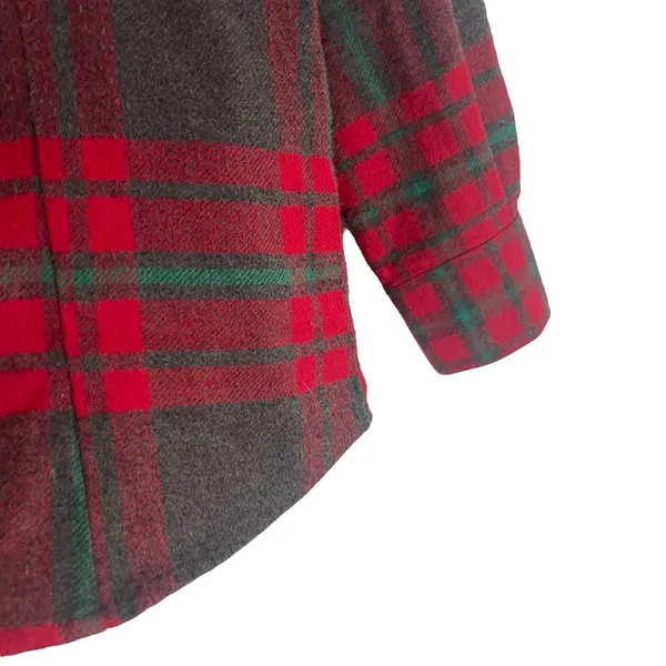 Natural Reflections Women's Size Medium Red Grey Plaid Soft Flannel Button Up‎ - Image 4