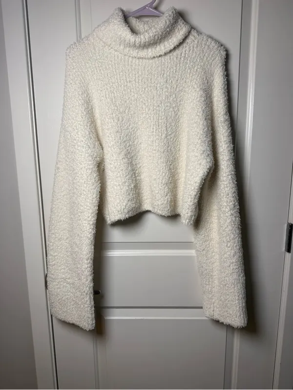Aerie Marshmallow Cropped Turtleneck Sweater Cream Size Large - Image 2