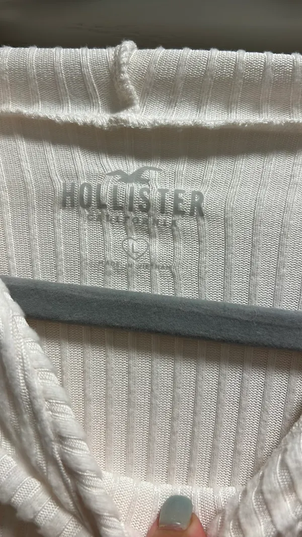 Cream Hollister Hooded Cardigan Cropped - Image 3