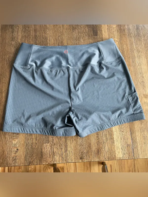 Kinona Gray Athletic Mesh Shorts - Size L - Image 8