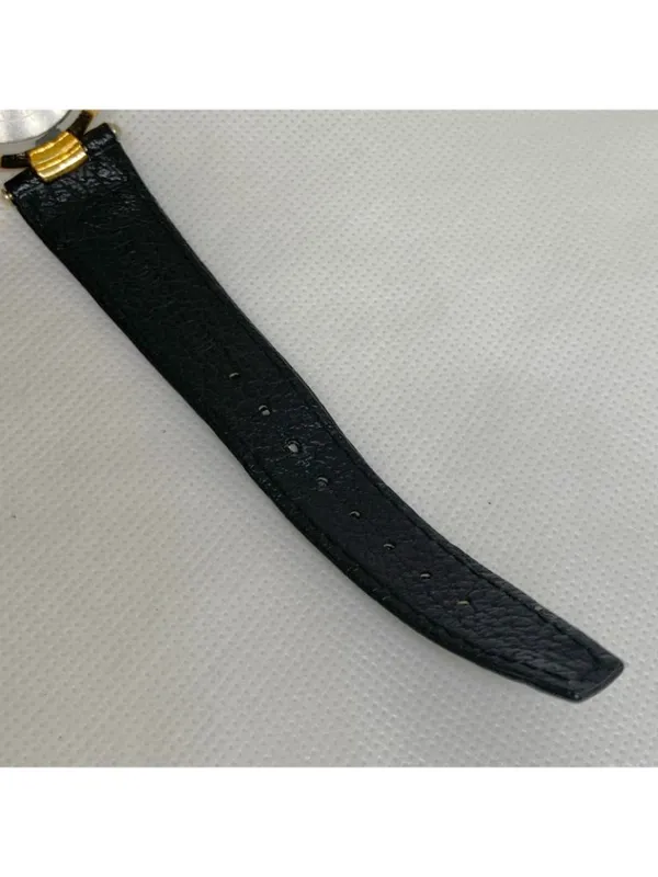 Vintage Fred Meyer women’s gold tone wristwatch black dial 32mm Quartz running - Image 8