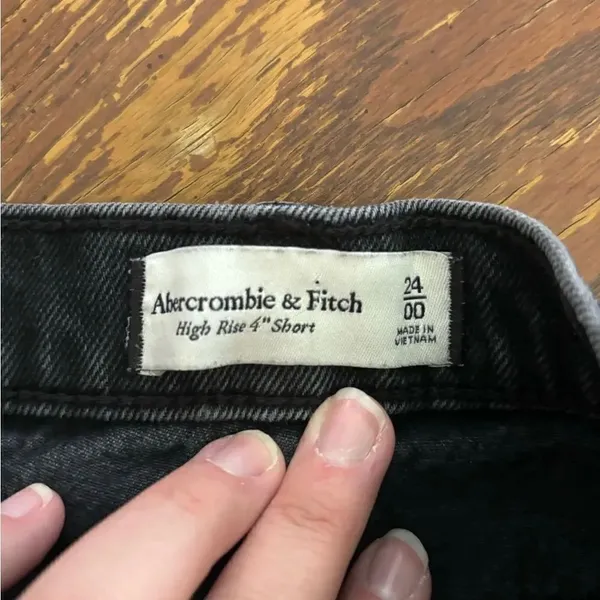 Abercrombie & Fitch High Rise 4" Denim Short Size 00 Black Distressed - Image 2