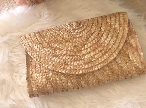 Straw Clutch - Image 2