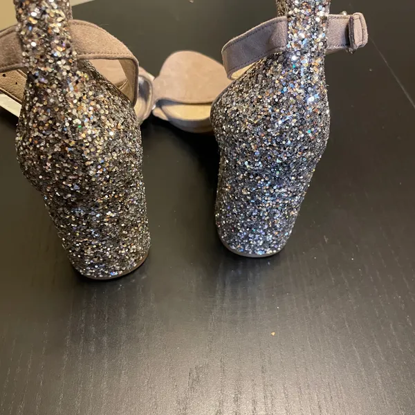NWT Old Navy Faux Suede Glitter Block Heel Sandals - Women Size 10 - Beige - Image 3