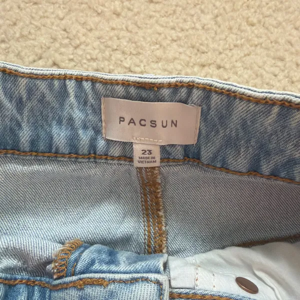 PAC sun jean mini skirt light wash - Image 3