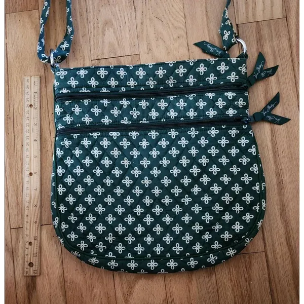 Vera Bradley Bag Womens Size Adjustable Green Crossbody Floral Zipper‎ Pockets - Image 2