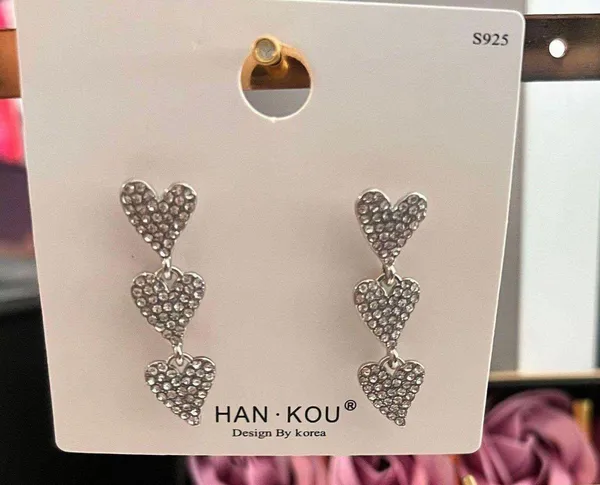 925 Silver Plated Heart Earrings - Image 3