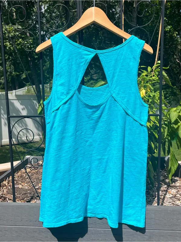 Fresh Produce Chloe Keyhole Back Slub Cotton Tank Top Size M Luna Blue Coastal - Image 4