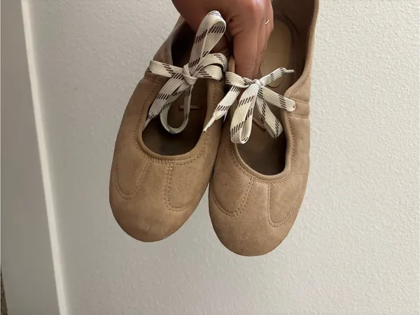 Zara split suede ballet flats - Image 6
