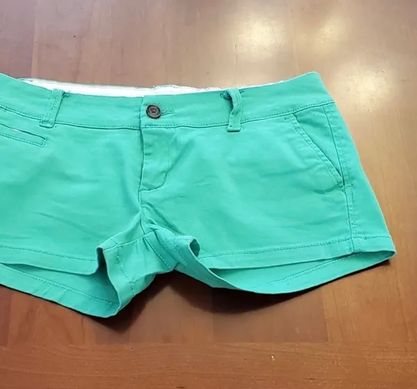 California & company are a size 28/6. - Image 5