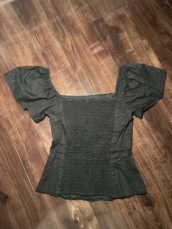 Gianni Bini blouse with puff sleeves size 0 - Image 2
