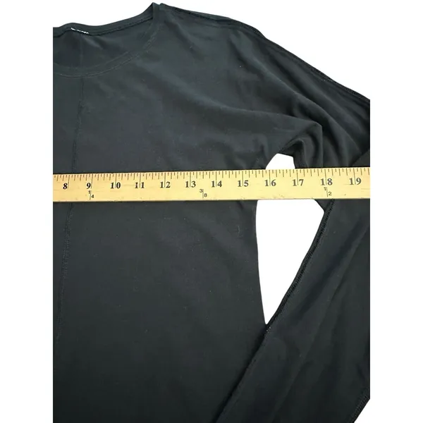 Lululemon Long Sleeve Shirt Women's Size ~2‎ Black Super Soft Athleisure #DD5-5 - Image 2