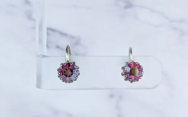 Vintage Screw On Earrings Iridescent Dark Pink Gems - Fair Condition - Image 9