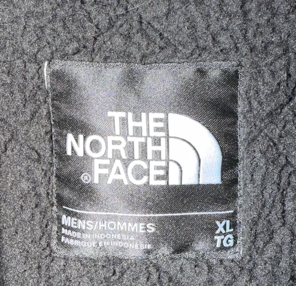 Men’s The North Face vest - Image 4