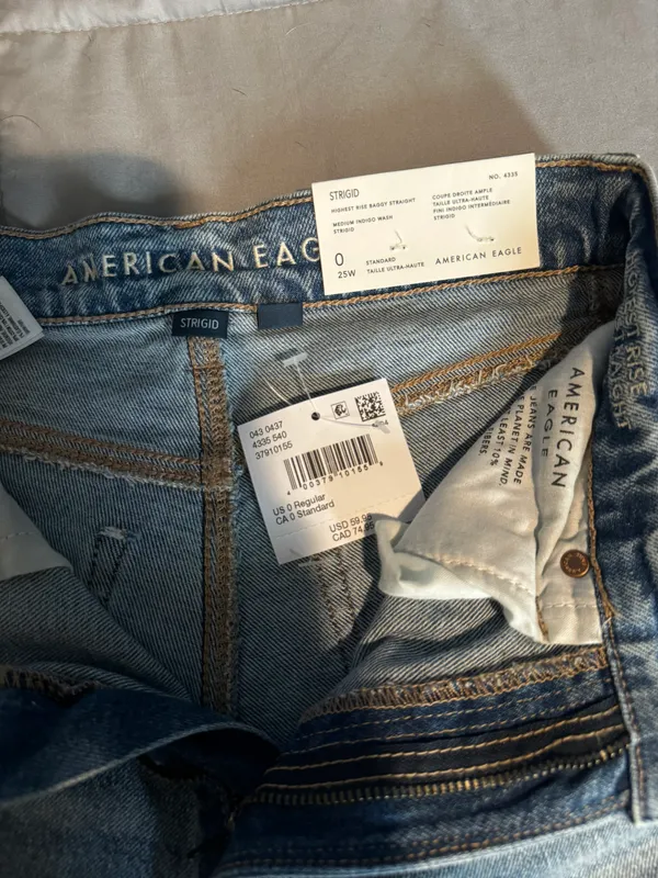 American Eagle Jeans - Image 3