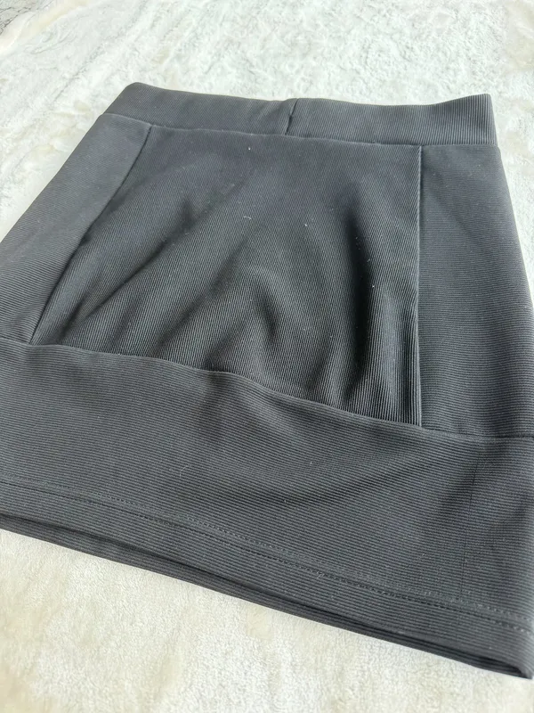Divided H&M Mini Skirt Black 6 - Image 2