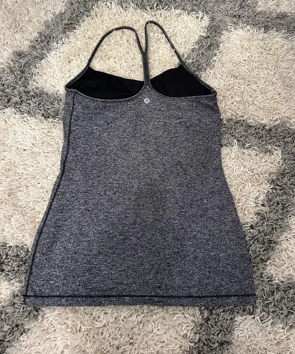 Power Y Tank in Heathered Black - Image 3