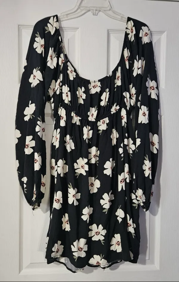American Eagle Outfitters Black Floral Keyhole Babydoll long sleeve Dress XL. - Image 7