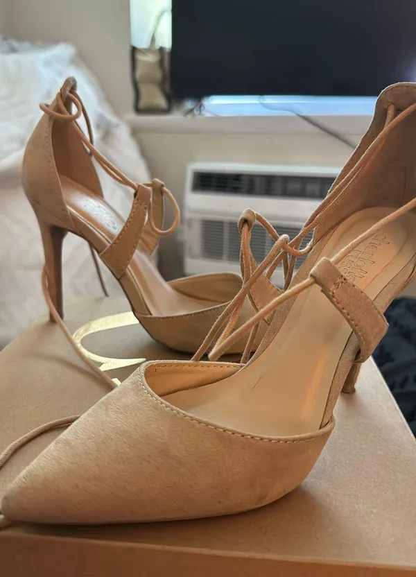 Charlotte Russe Strappy Heels - Image 4