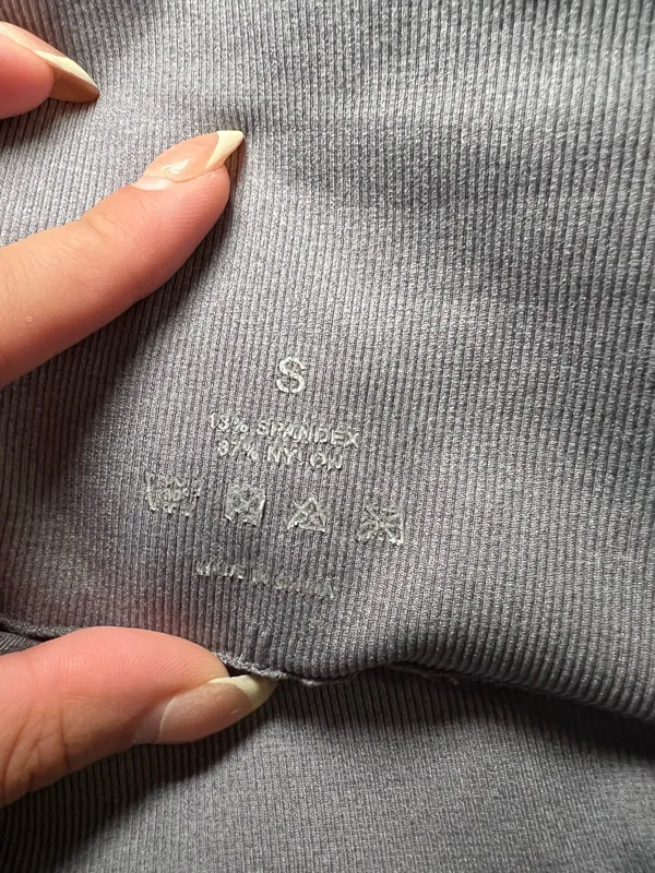 Grey NVGTN leggings size Small  - Image 6