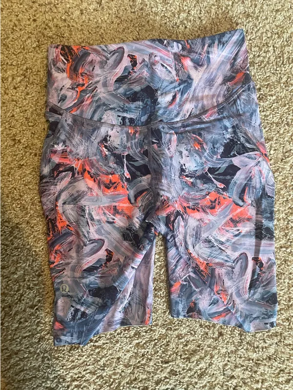 Lululemon Base Pace High-Rise Short 8" - Image 4