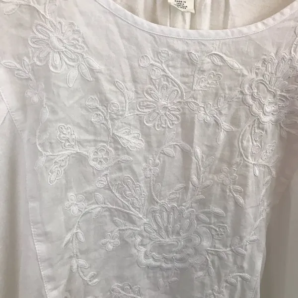 Nordstrom White Cotton Flowy Lightweight Embroidered Boho Peasant Top S new - Image 5