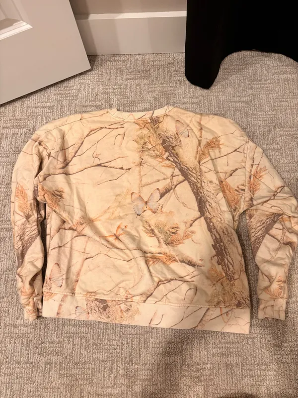 Dairy boy butterfly camo sweatshirt  - Image 4