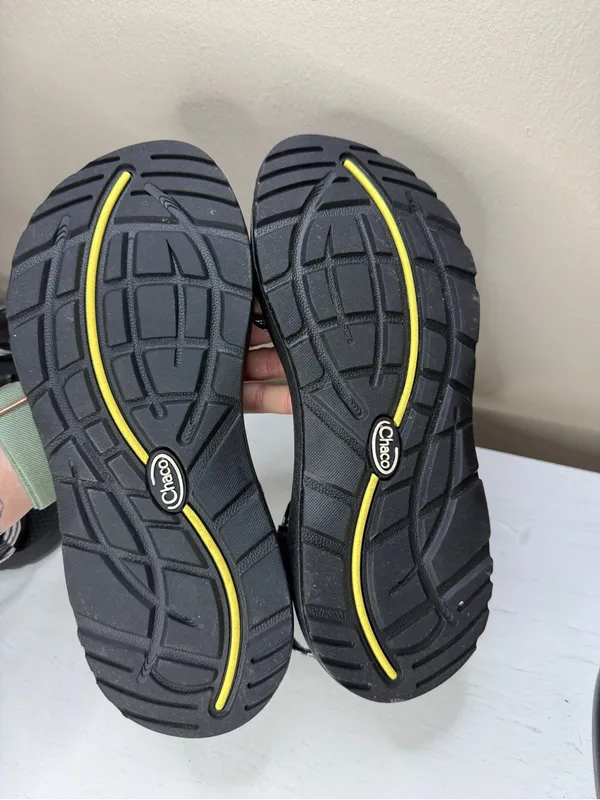 Chacos ZX/2 Black White Hiking Sandals size 8 - Image 5