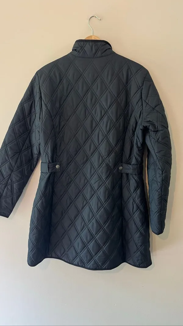 Eddie Bauer Black Quilted Barn Jacket Coat Snap Front Women's Medium M Classic E - Image 3