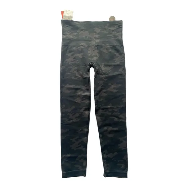 Spanx Seamless Women’s Black Camo Cropped Length LeggingsSize‎ M - Image 5