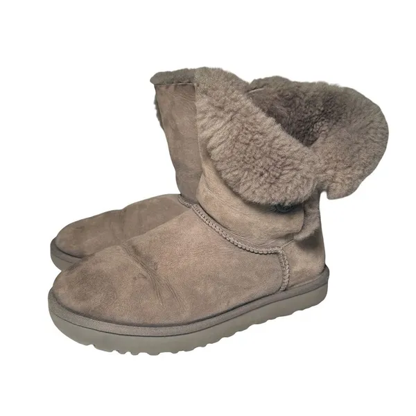 UGG Bailey Button Women's Boots Size Boots - Image 3