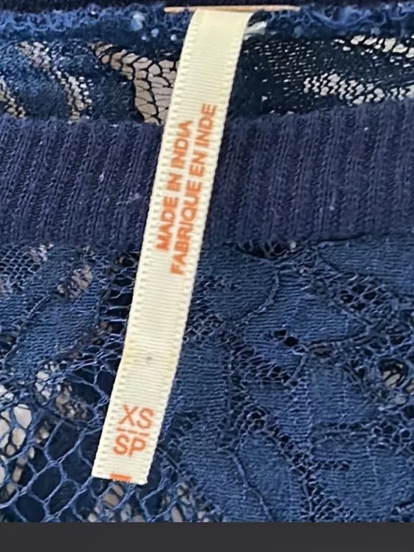 Free People Something Like Love Top size XS / SP. Navy blue. - Image 6
