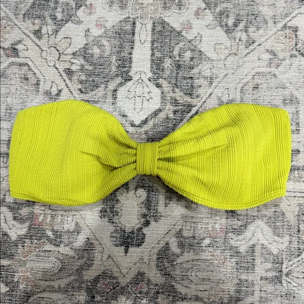 Abercrombie & Fitch Lime Bikini Set - Image 6