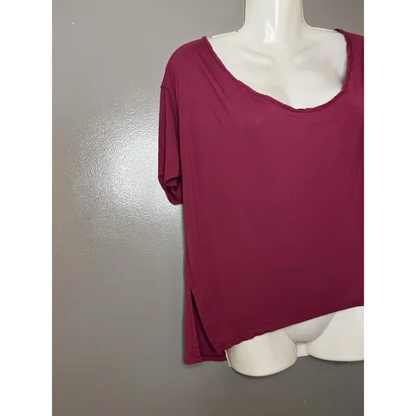 We The Free Shirt Womens Small Red Scoop Neck Short Sleeve Relaxed Asym Hem Top - Image 3