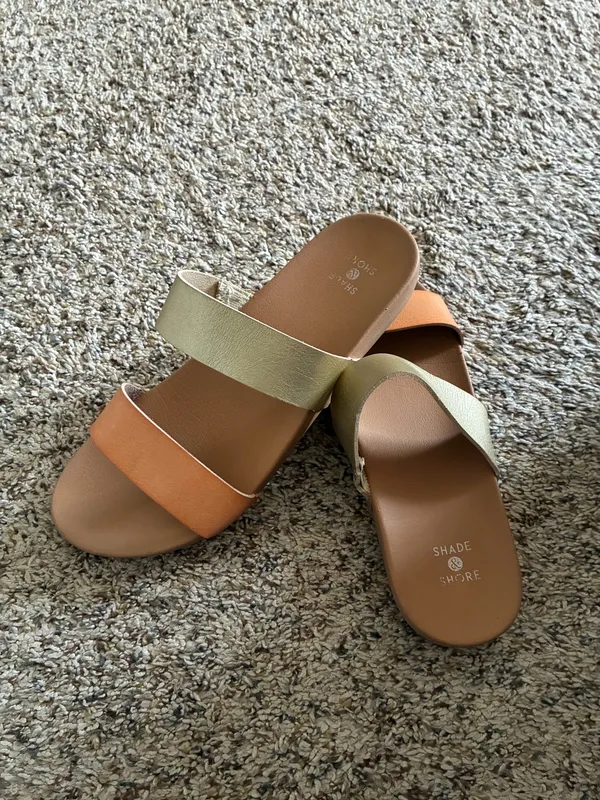 Shade and Shore sandals - Image 2