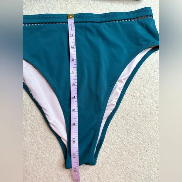 Shade & Shore Blue Bikini Set with Textured Fabric - Image 4